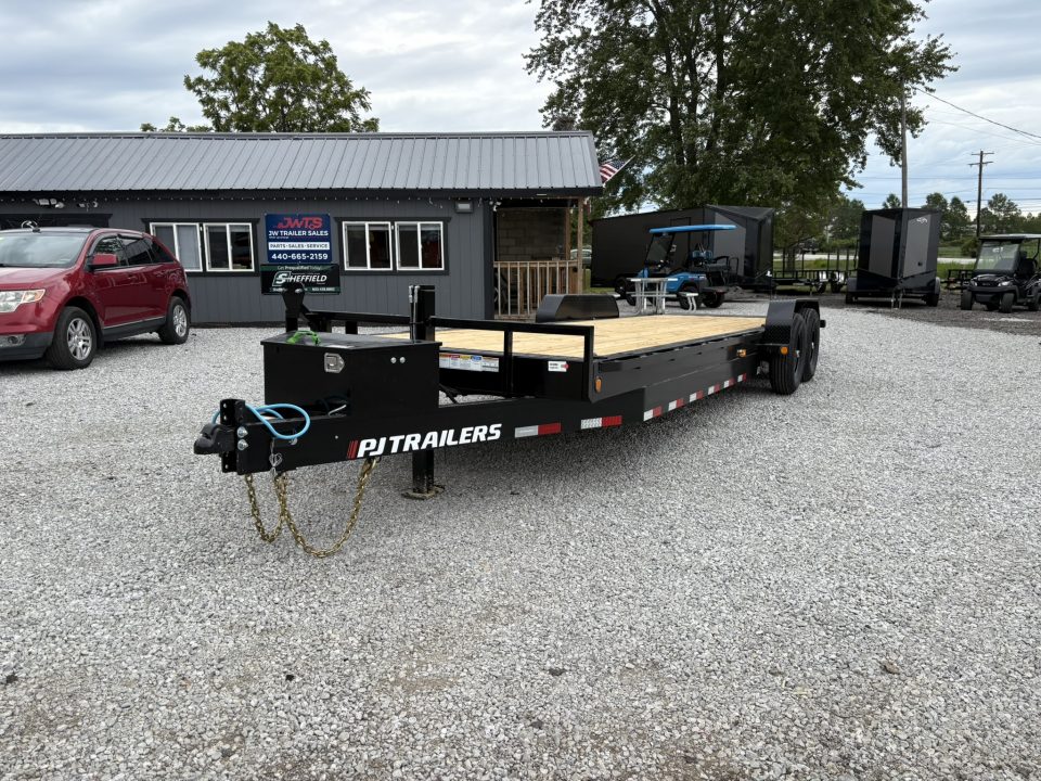 New 2026 PJ Trailers TF83x24 stock# 429191