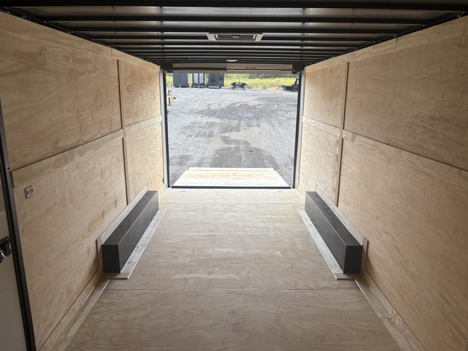 New 2027 Diamond Cargo 8.5x20