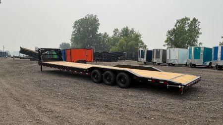 New 2027 PJ Trailers 8x40 Gooseneck Deckover stock# 074968