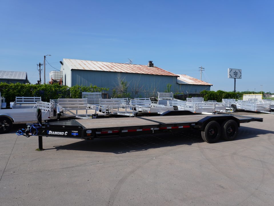 New 2026 Diamond C Trailers 210 24ft Tilt