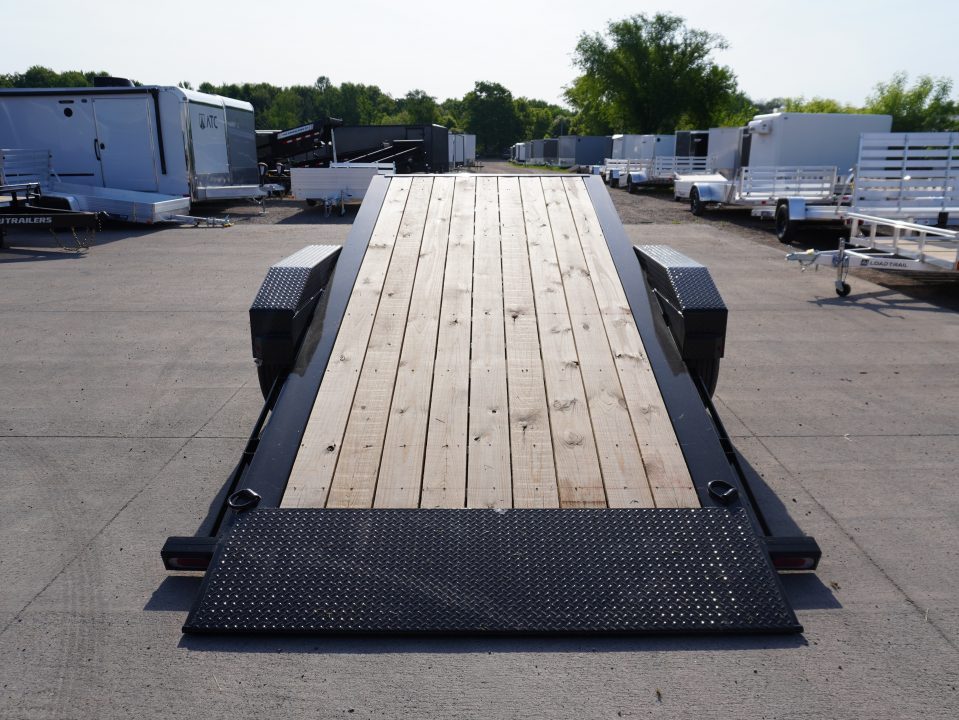 New 2026 Diamond C Trailers 210 24ft Tilt