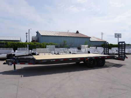 New 2026 Diamond C Trailers DEC207 24ft Equipment Trailer