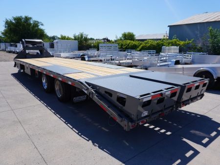 New 2026 Diamond C Trailers FMAX212 32ft Gooseneck Trailer