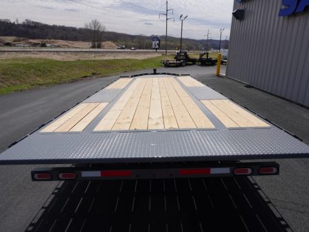 New 2026 Diamond C Trailers DET207 22ft Deckover Tilt Trailer