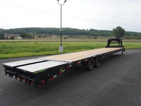 New 2027 Load Trail 102"x40' Low-Pro Gooseneck Deckover Trailer