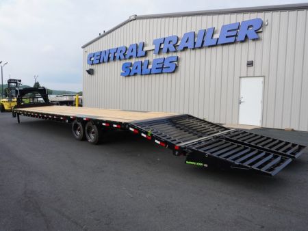 New 2027 Load Trail 102"x40' Low-Pro Gooseneck Deckover Trailer