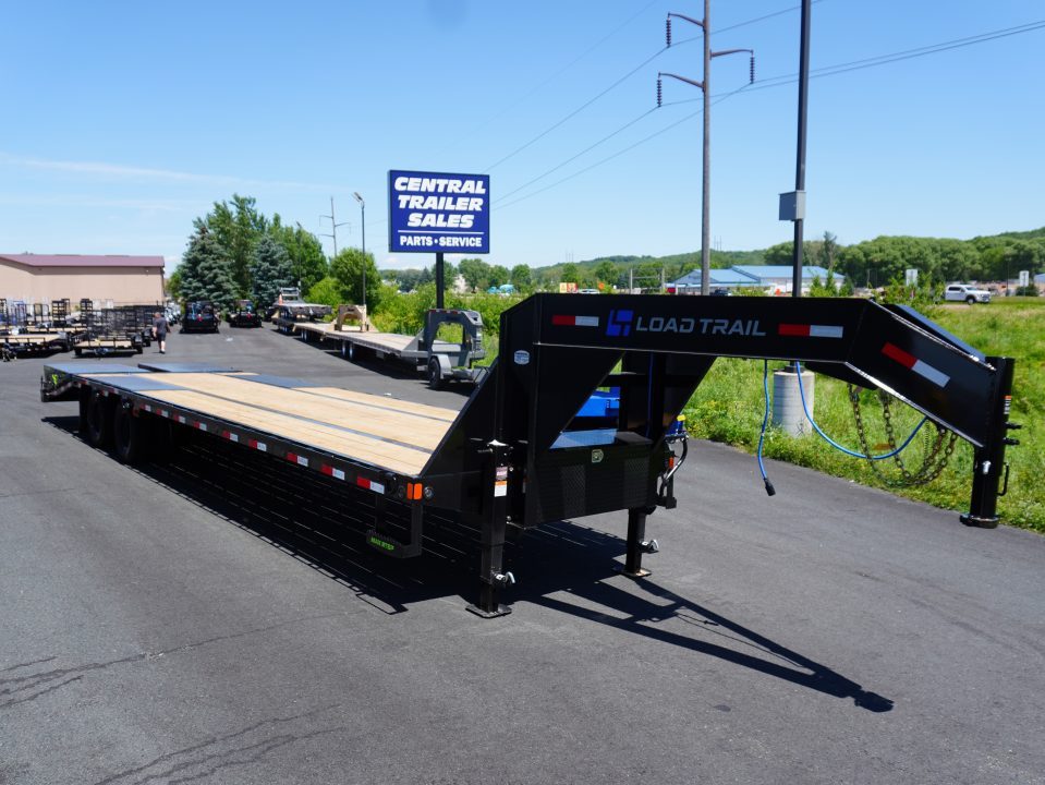 New 2027 Load Trail 30ft Gooseneck Deckover Trailer