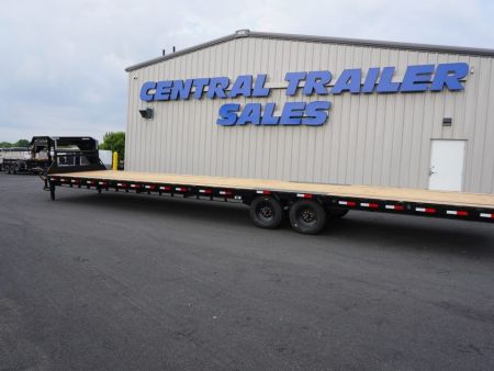 New 2027 Load Trail 102"x40' Low-Pro Gooseneck Deckover Trailer