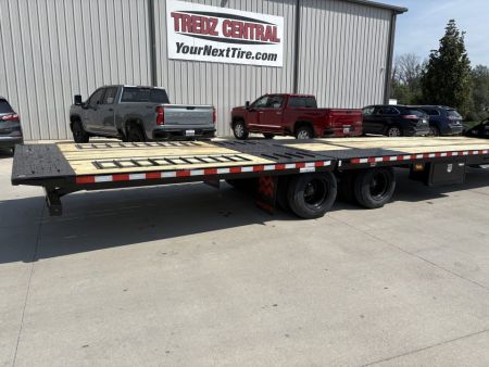New 2027 Midsota FBHB3612-259G Hydraulic Tail Goosneck Deckover Trailer