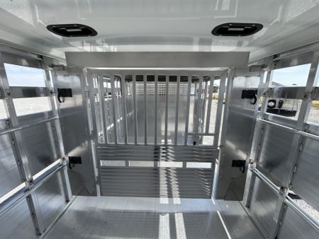 New 2027 Sundowner Rancher Express 2725