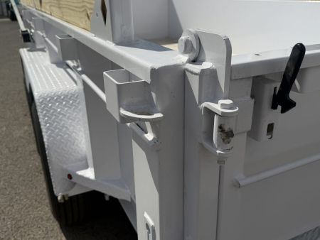 New 2027 Diamond C LPT 14' - 15.5K Telescopic Dump Trailer