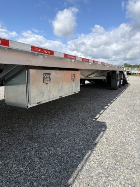 New 2027 Triumph Trailers GDTGN-TA102X32-12K Gooseneck Bodies