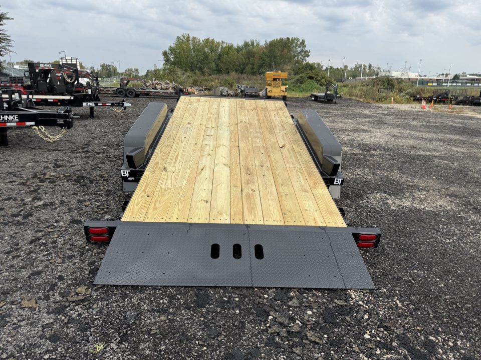 New 2027 Behnke TBCT2016ET Tilt Trailer