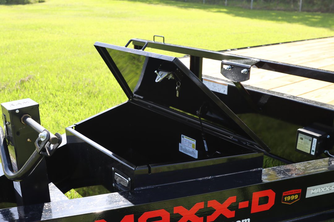 New 2027 MAXX-D 8.5X24 EQUIPMENT TRAILER Equipment Trailer