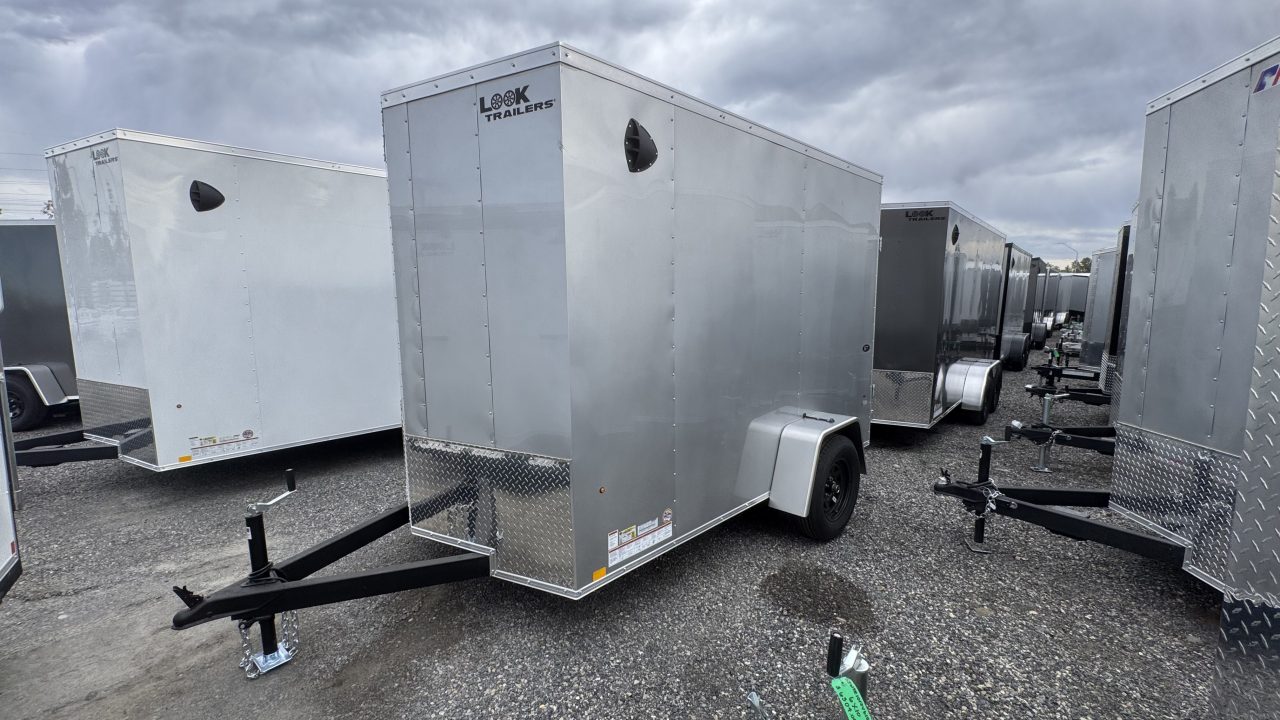 New 2027 Look Trailers 6 x 10 ST DLX Flat Top V-Nose 3K Cargo / Enclosed Trailer