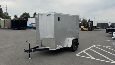 New 2027 Look Trailers 5X8 ST DLX FLAT TOP V-NOSE 3K Cargo / Enclosed Trailer