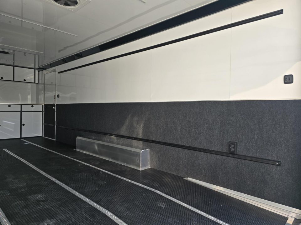 New 2027 ATC 24 FT ROM 550 ALUMINUM ENCLOSED CAR HAULER PREMIUM ESCAPE DOOR 10K GVWR
