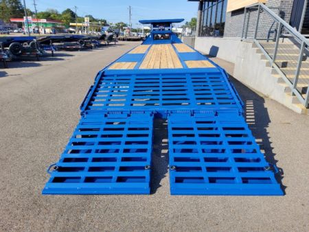 New 2027 Diamond C Trailers FMAX210MR/XDR 2.0 Flatbed Trailer