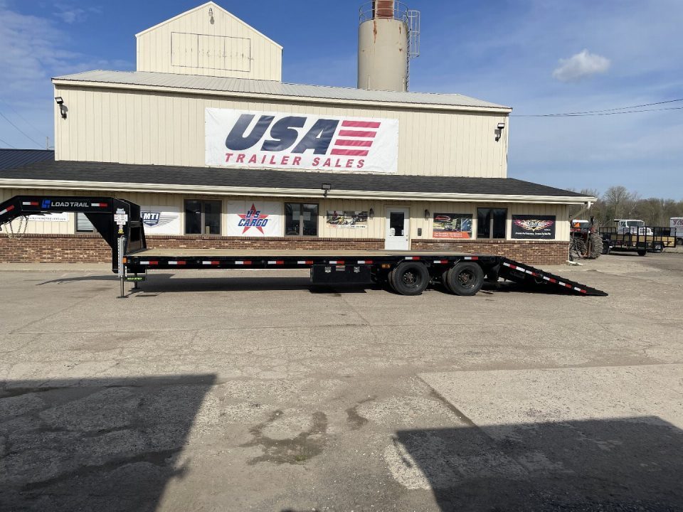 New 2027 Load Trail 102x34 26K Gooseneck Bodies