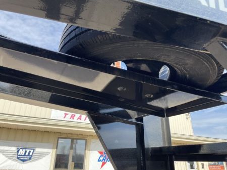New 2027 Load Trail 102x34 26K Gooseneck Bodies