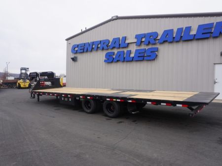 New 2027 Load Trail 102"x32' Low-Pro Gooseneck Deckover Trailer
