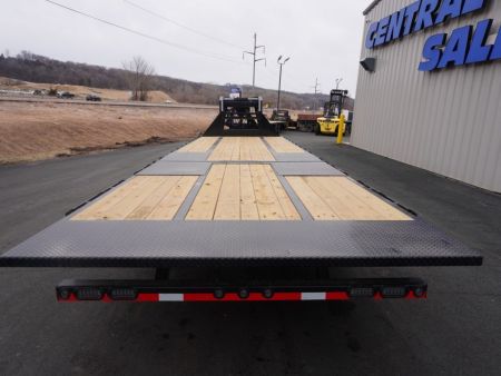 New 2027 Load Trail 102"x32' Low-Pro Gooseneck Deckover Trailer