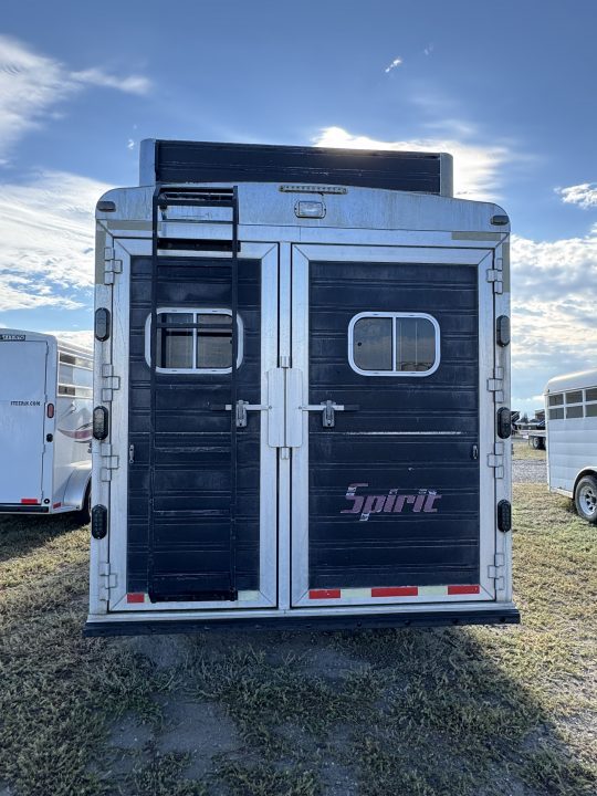 Consignment 2008 Sprinter 4H BP Weekender Horse Trailer