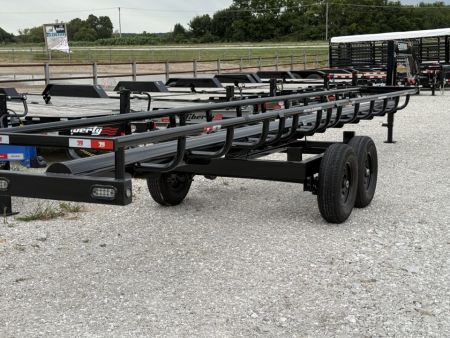 New 2026 T&B Welding & Trailers 32' IN LINE Hay Trailer