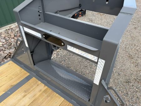 New 2027 35' Diamond C Gooseneck Flatbed Trailer - Hydraulic Jacks - ABS