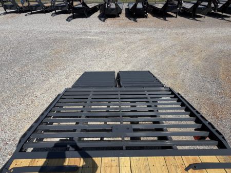 New 2027 Lamar Gooseneck Trailer | 102" x 36' | 20K GVWR
