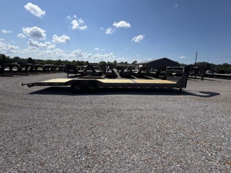 New 2027 Lamar 102" x 32' 14K GVWR Gooseneck Trailer