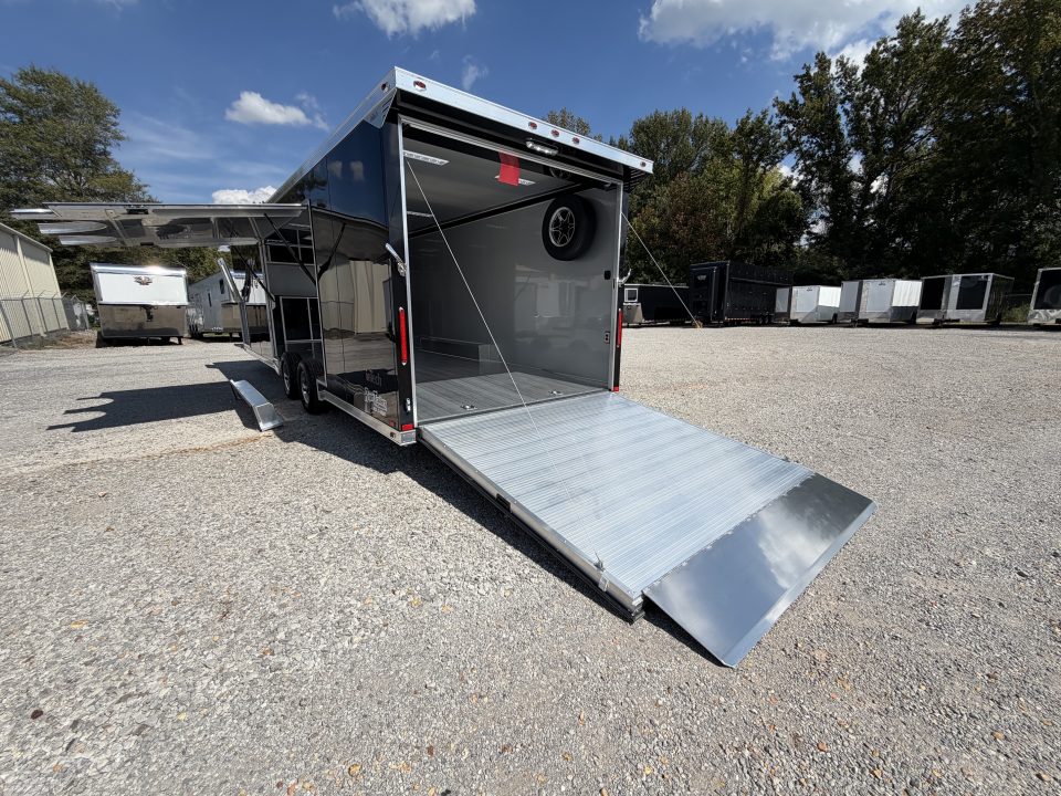 New 2027 8.5X28 inTech RACE TRAILER