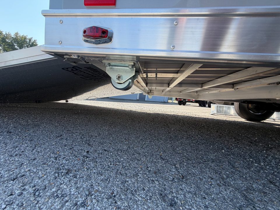 New 2027 8.5X24 iNTECH Racing Trailer