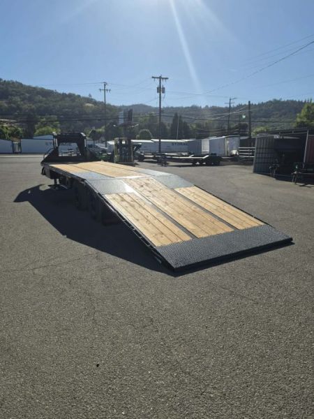 New 2027 Double A GHB208-30HBT GOOSENECK Equipment Trailer 30' W/HYDRAULIC DOVETAIL