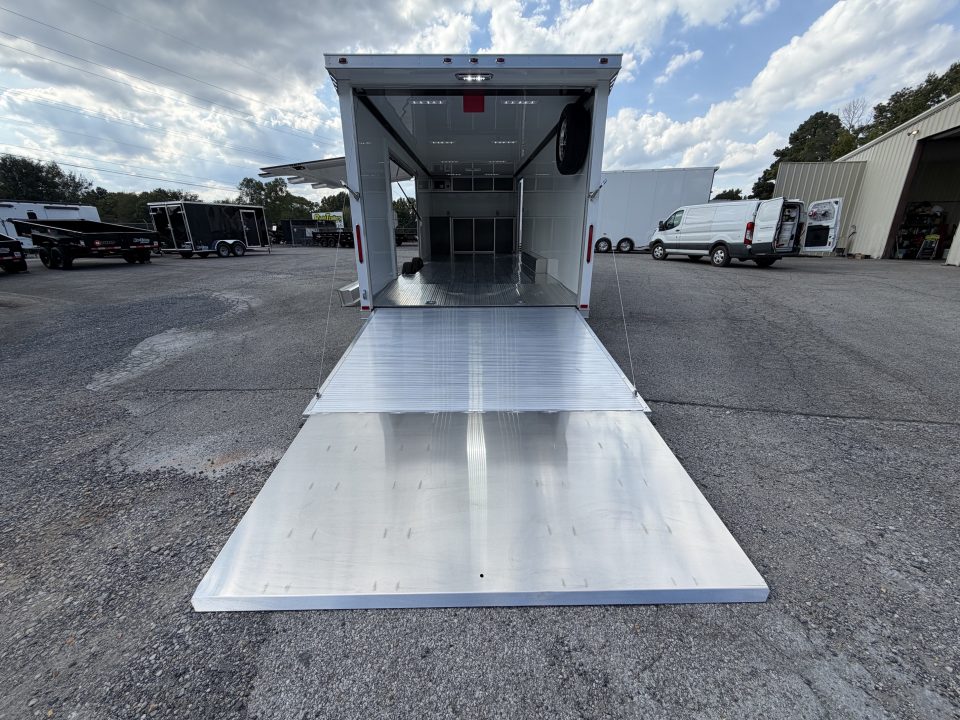 New 2027 8.5X28 inTech Race Trailer