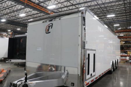 New 2027 8.5X32 iNTECH RACE TRAILER