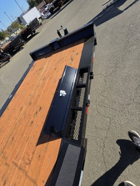 New 2026 VERSATILE HD720TA3 7X20 ROCK CRAWLER DRIVE OVER FENDERS 10,000 GVWR CAR HAULER TRAILER