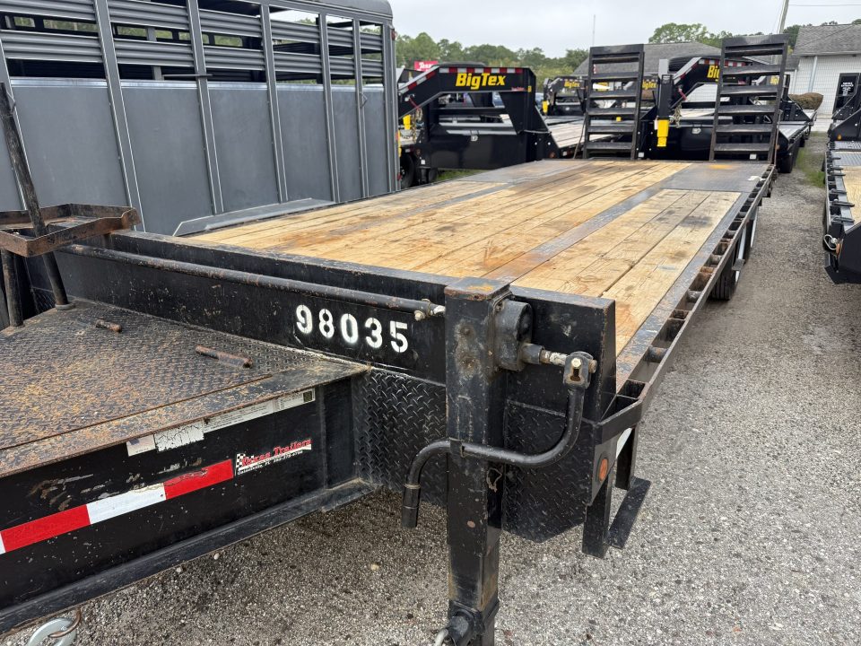 Used 2022 Texas Trailers FB2530GV 8.5'X25' Flatbed Trailer 30,000# GVWR