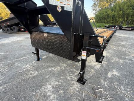 New 2027 Top Hat 102x30 Gooseneck