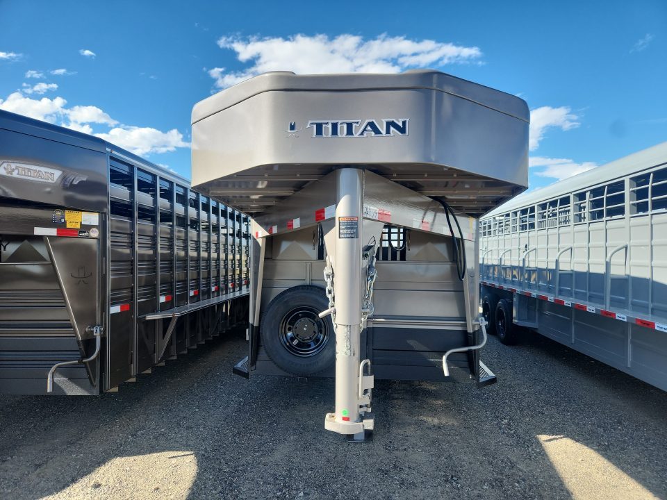 2026 Titan photo 4