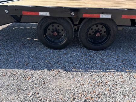 New 2027 MAXXD 102"X25' 17.5K Gooseneck Flatbed Trailer