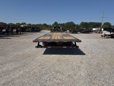 New 2027 MAXXD 102"X32' 30K Hydraulic Dovetail Gooseneck Trailer