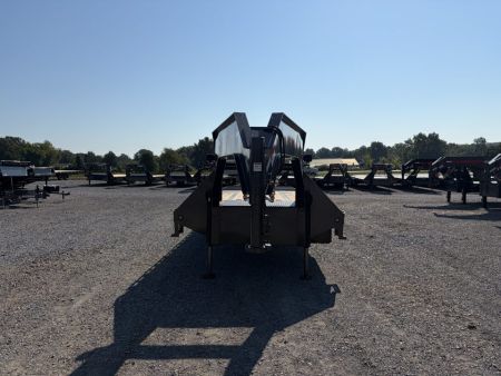 New 2027 MAXXD 102"X32' 30K Hydraulic Dovetail Gooseneck Trailer