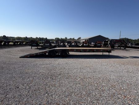 New 2027 MAXXD 102"X32' 30K Hydraulic Dovetail Gooseneck Trailer