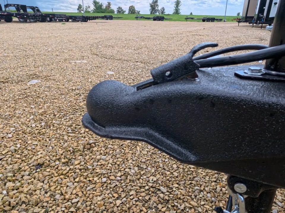 2027 Formula Trailers photo 3