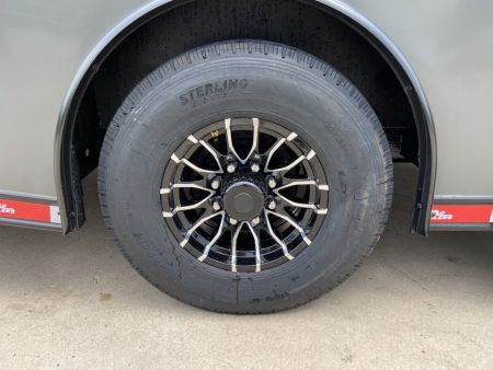 New United Trailers UXT-8.5X16 Contractor