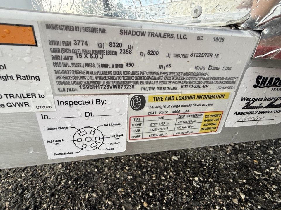 New 2026 Shadow White 3 Horse Bumperpull Slant Trailer / Livestock Trailer with Removable Dividers and Tack Room Horse Trailer