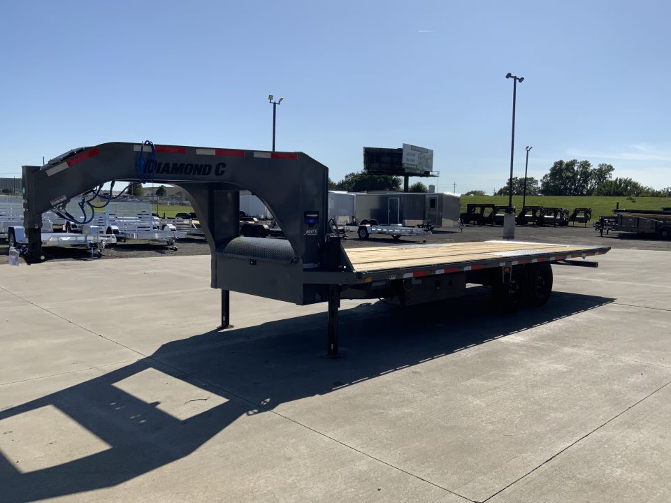 New 2027 Diamond C 102 X 24 DET210 Gooseneck Deckover Tilt Trailer