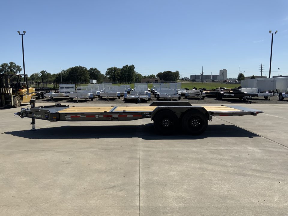 New 2027 Diamond C 82 X 22 HDT210 Equipment Tilt Trailer