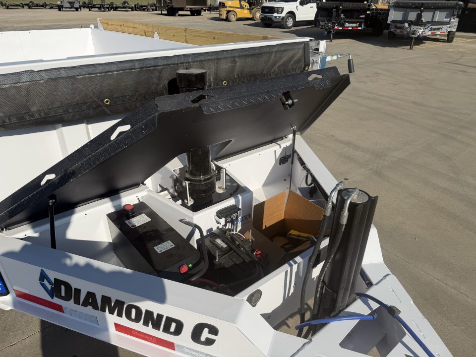 New 2027 Diamond C 82 X 14 LPT207 Dump Trailer